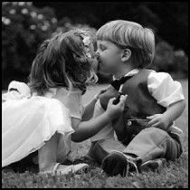 kids-love-too-kiss